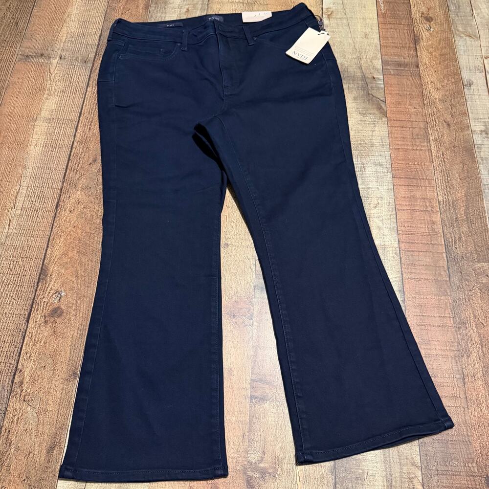 NYDJ NEW Fiona Uplift Slim Flare Jeans Sz 14W Stretch Minimalist Closet Staple